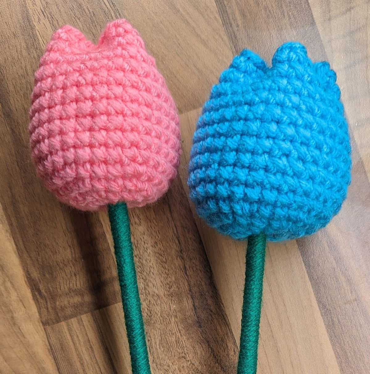 beginners crochet tulip workshop