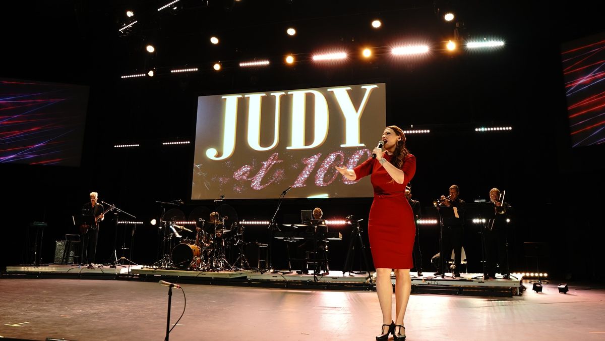 Judy at 100 - Hannah Timm Sings Judy Garland 