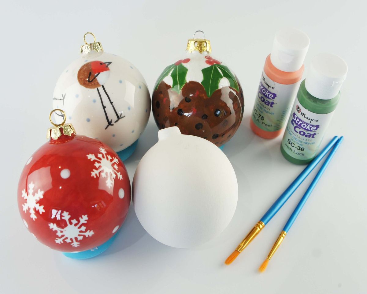 Baubles, painting  & Prosecco 