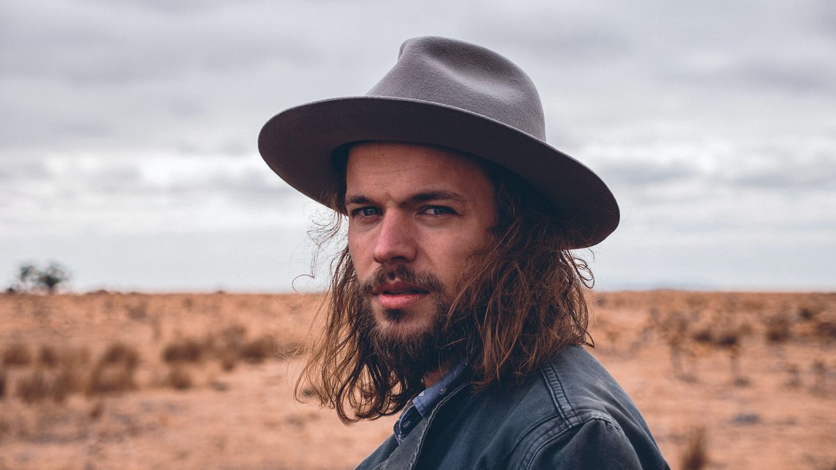 Shaun Kirk | Little Sisters General Store - Sisters Beach, TAS, AU (w\/ Pete Cornelius)