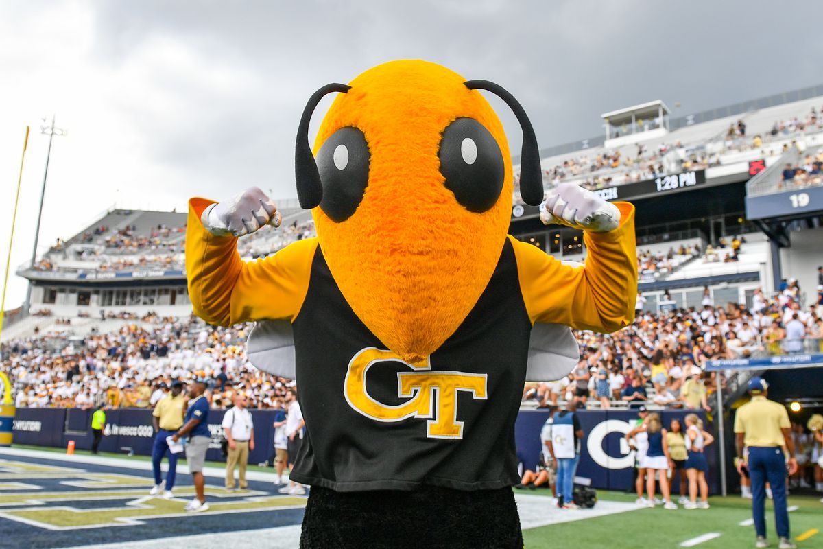 Syracuse Orange at Georgia Tech Yellow Jackets Football at Bobby Dodd Stadium