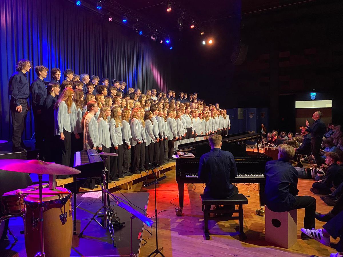 Chorkonzert in der Heinrich-Sch\u00fctz-schule 