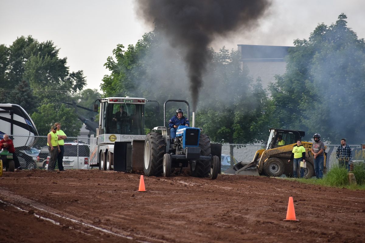 Campbellsport FFA Alumni Tractor & Truck Pull