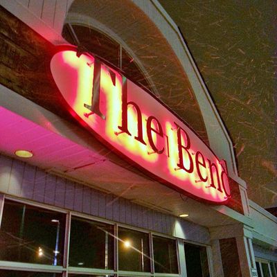 The Bend Lounge