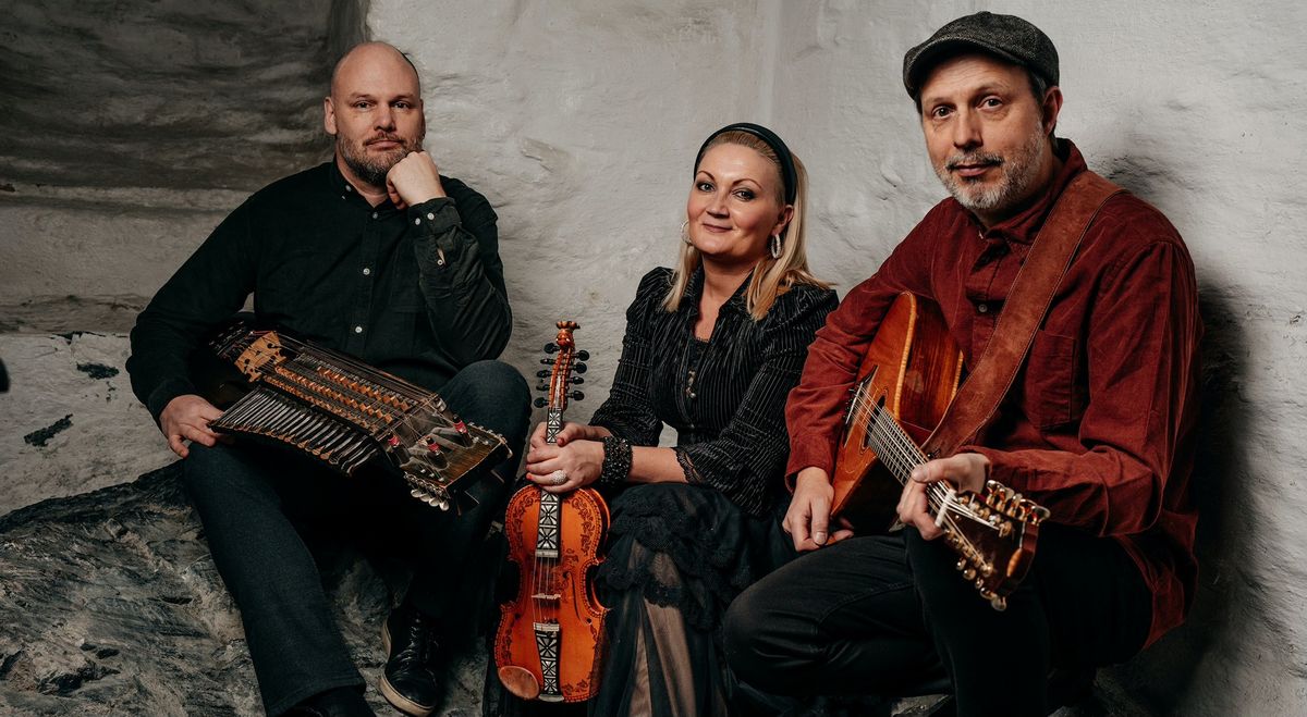 Sigrid Moldestad & Hazelius Hedin \/\/ Julekonsert p\u00e5 Kampen Bistro 