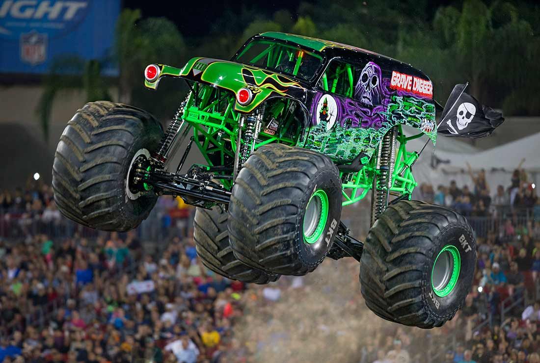 SUITE RENTAL Monster Jam