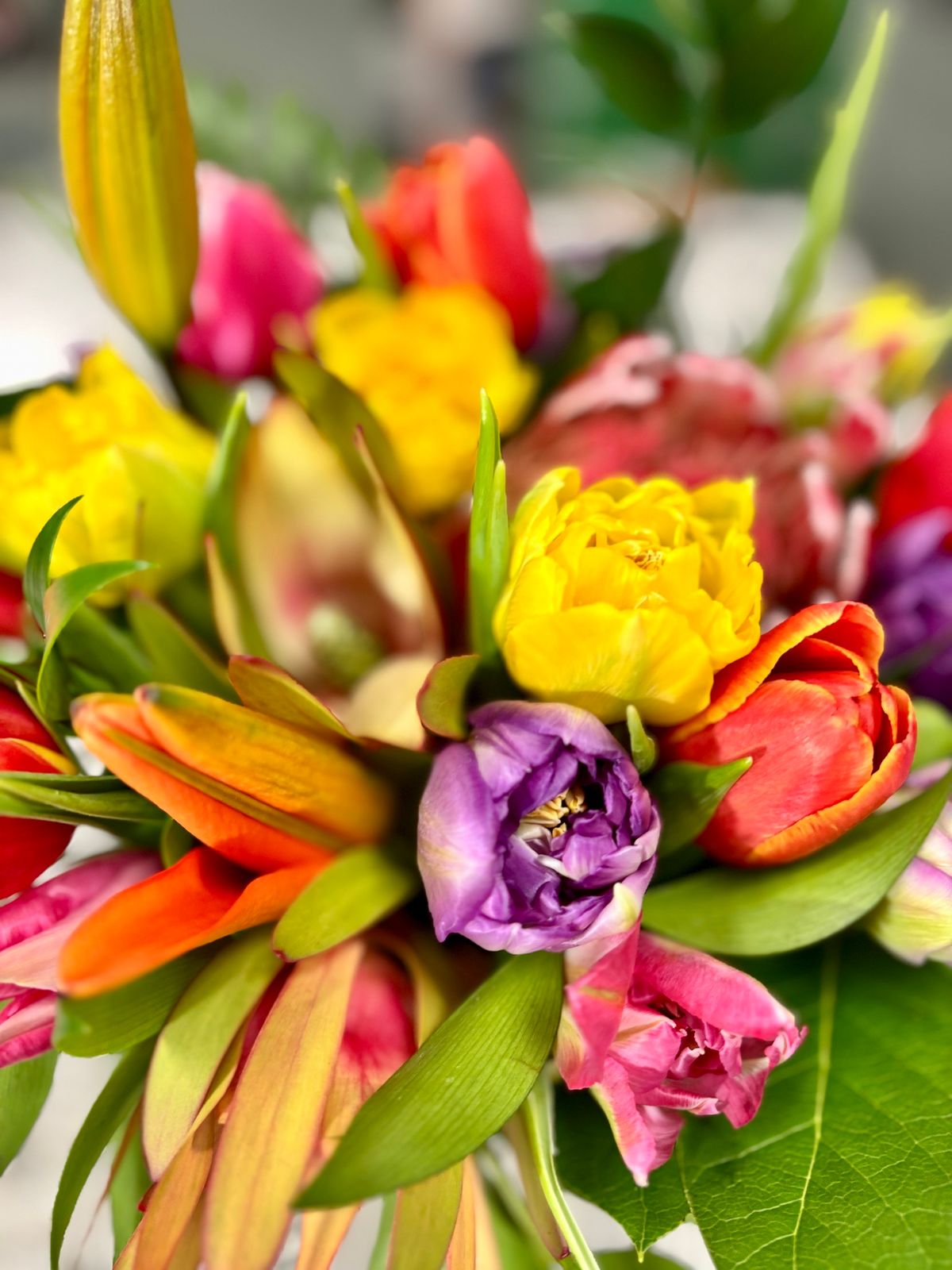 Beauty and Style in Floral design: ikebana to traditional