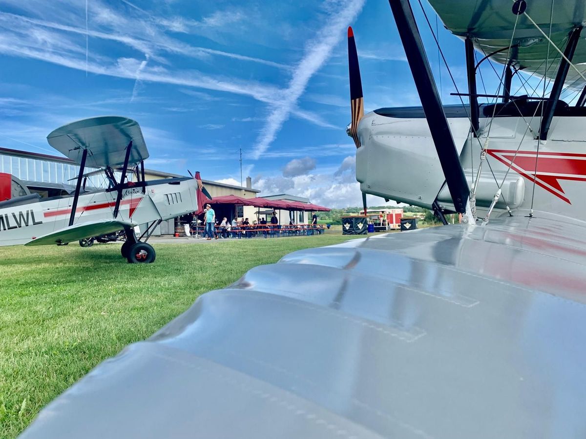 Tag der offenen T\u00fcr am Flugplatz Ebern-Sendelbach