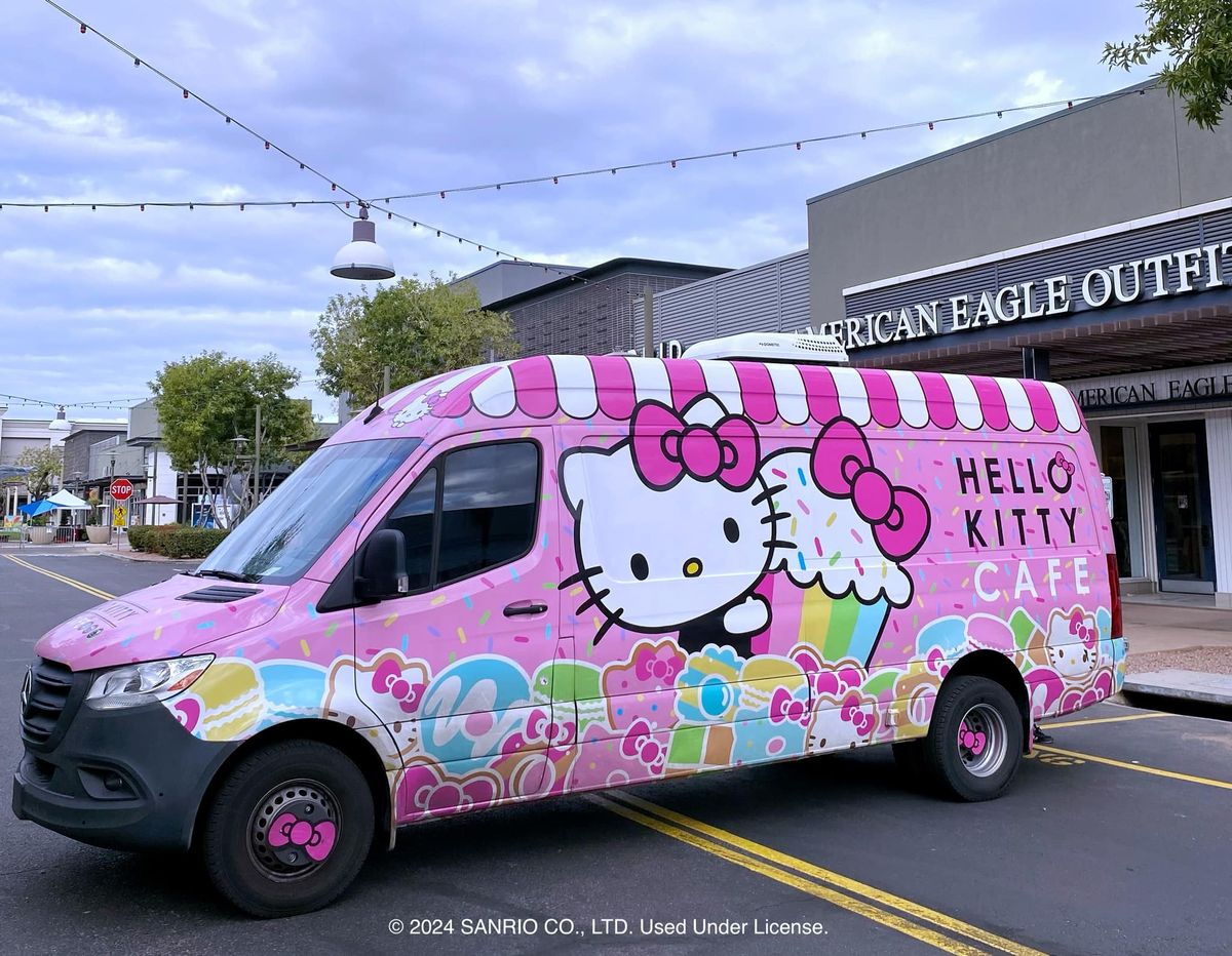 Hello Kitty Cafe Truck Central - Gilbert Appearance