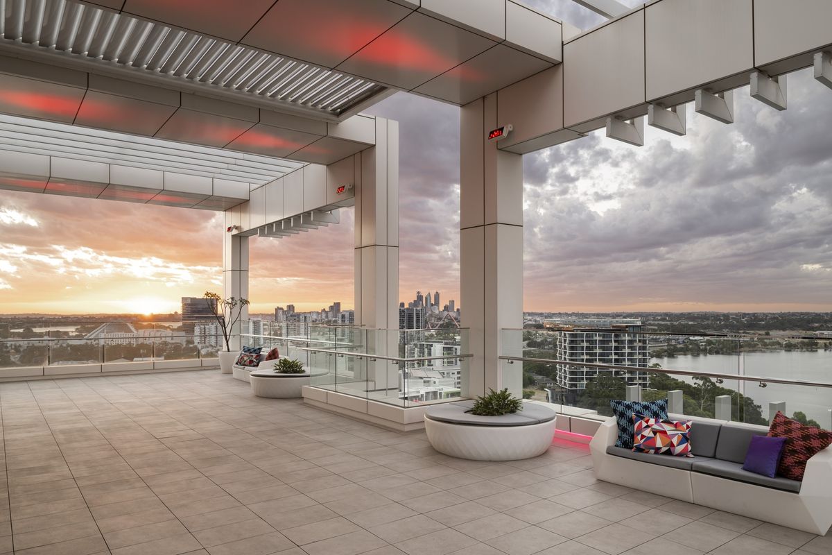 Festive Christmas Lunch at Aloft Perth's Rooftop Ballroom 