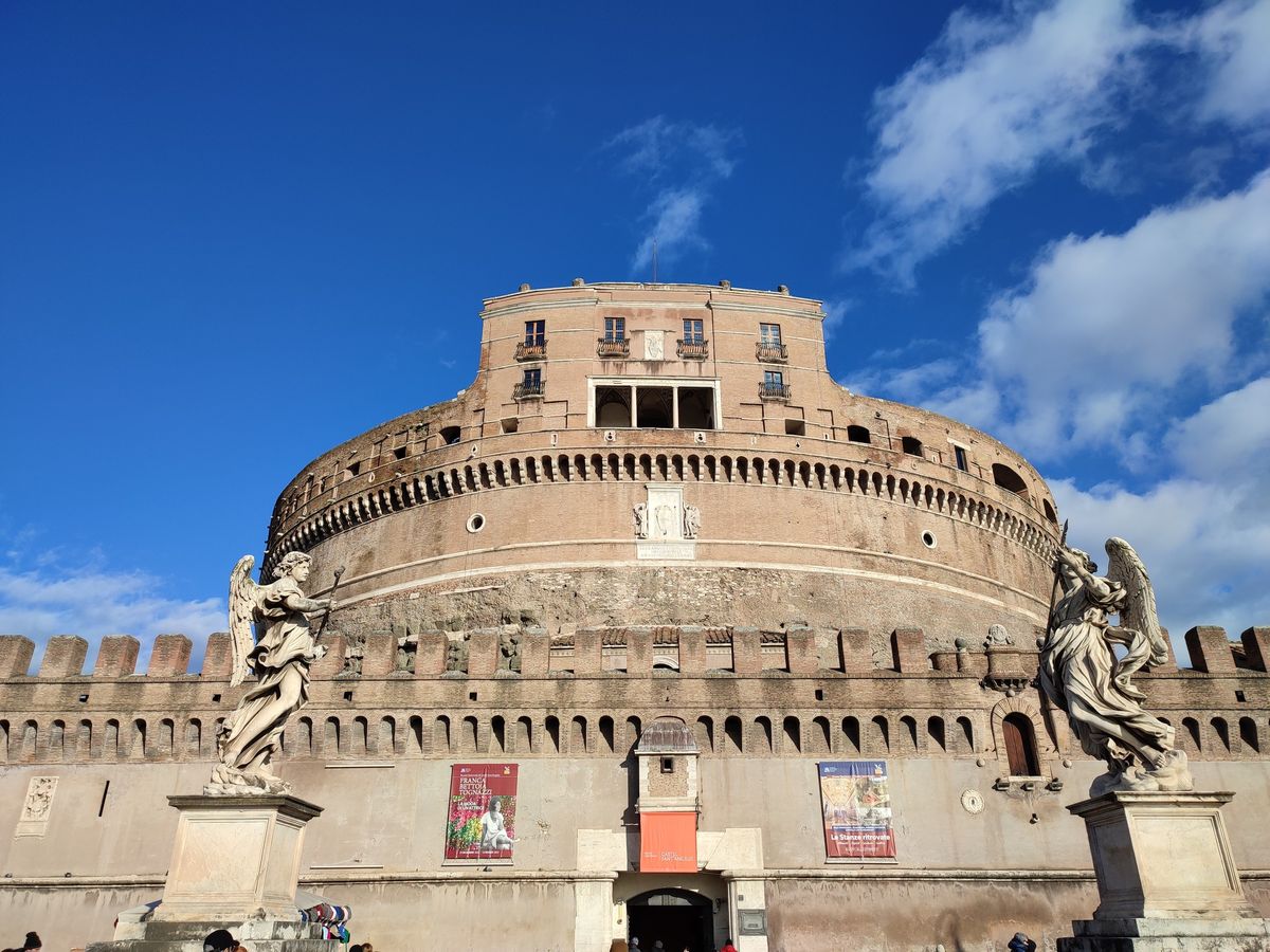 Visita a Castel Sant'Angelo con le stanze affrescate, restaurate e il nuovo allestimento 