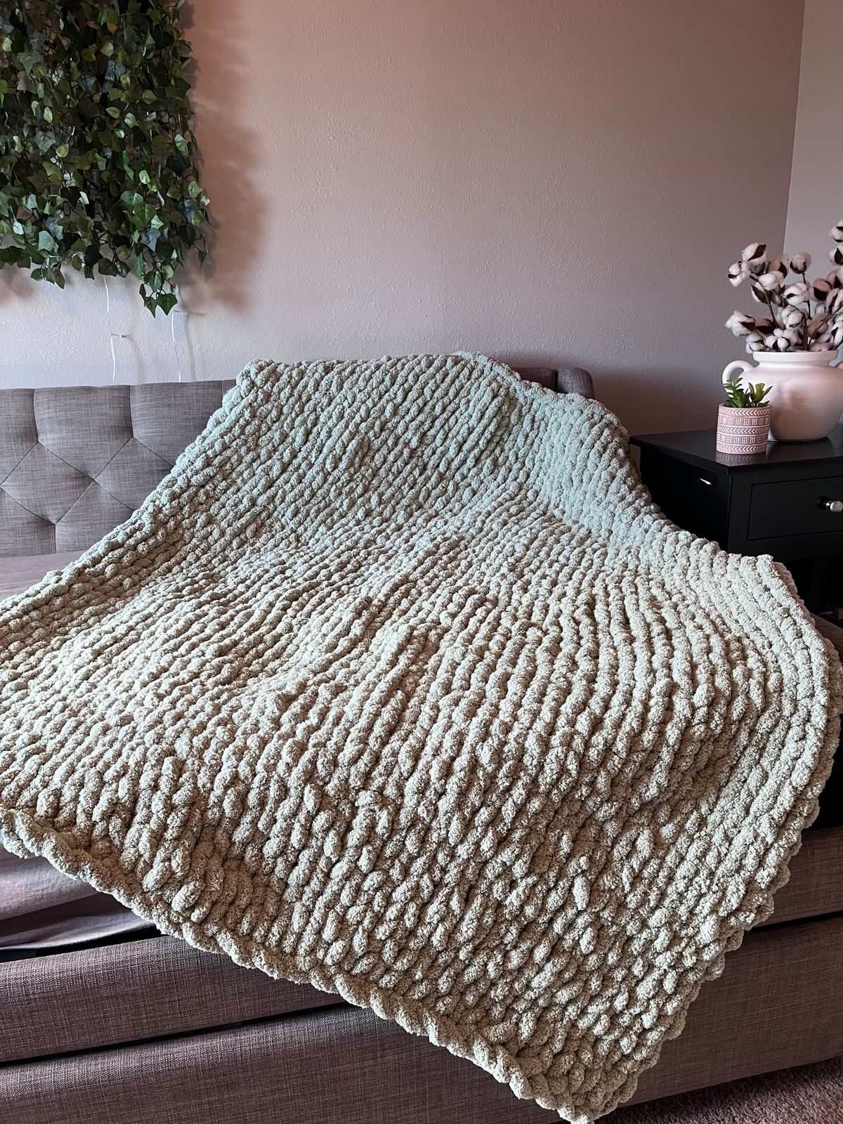 Hand Knit Chunky Blanket Class with Jennifer Dancy