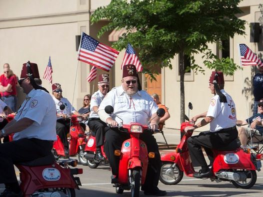 Oshkosh 4th Of July Parade 2021 Downtown Oshkosh 4 July 2021