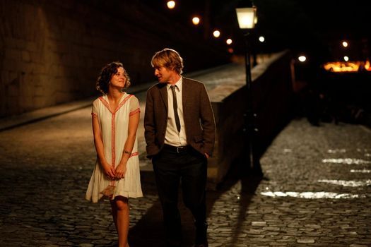\u0110i\u1ec7n \u1ea2nh: "Midnight in Paris" (Paris L\u00fac N\u1eeda \u0110\u00eam), Oscar 2012