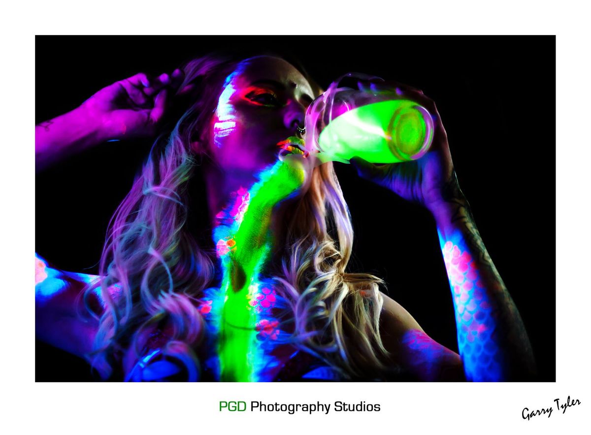 The Photography Social - Neon nights 9th July
