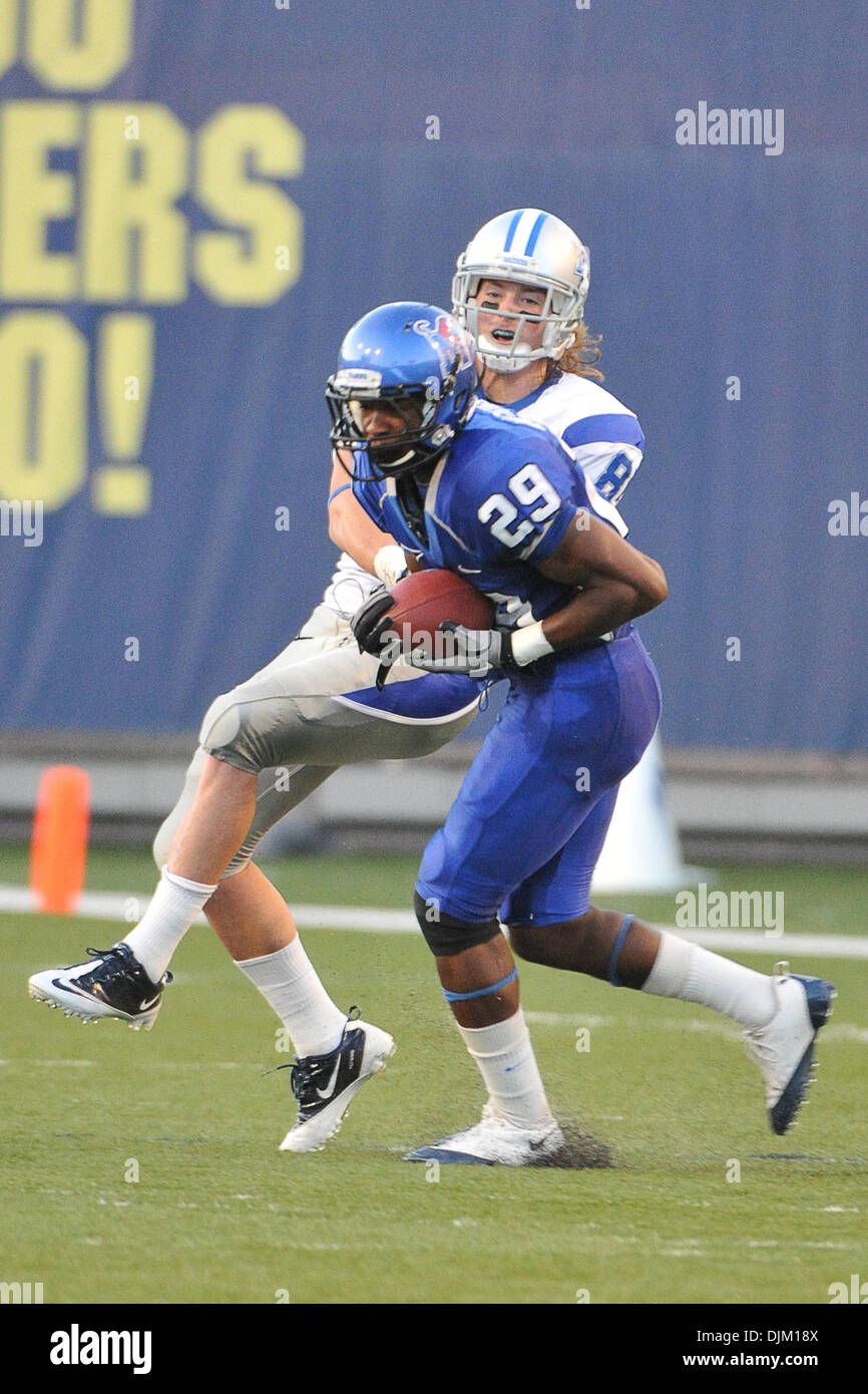 Middle Tennessee State Blue Raiders at Memphis Tigers Football