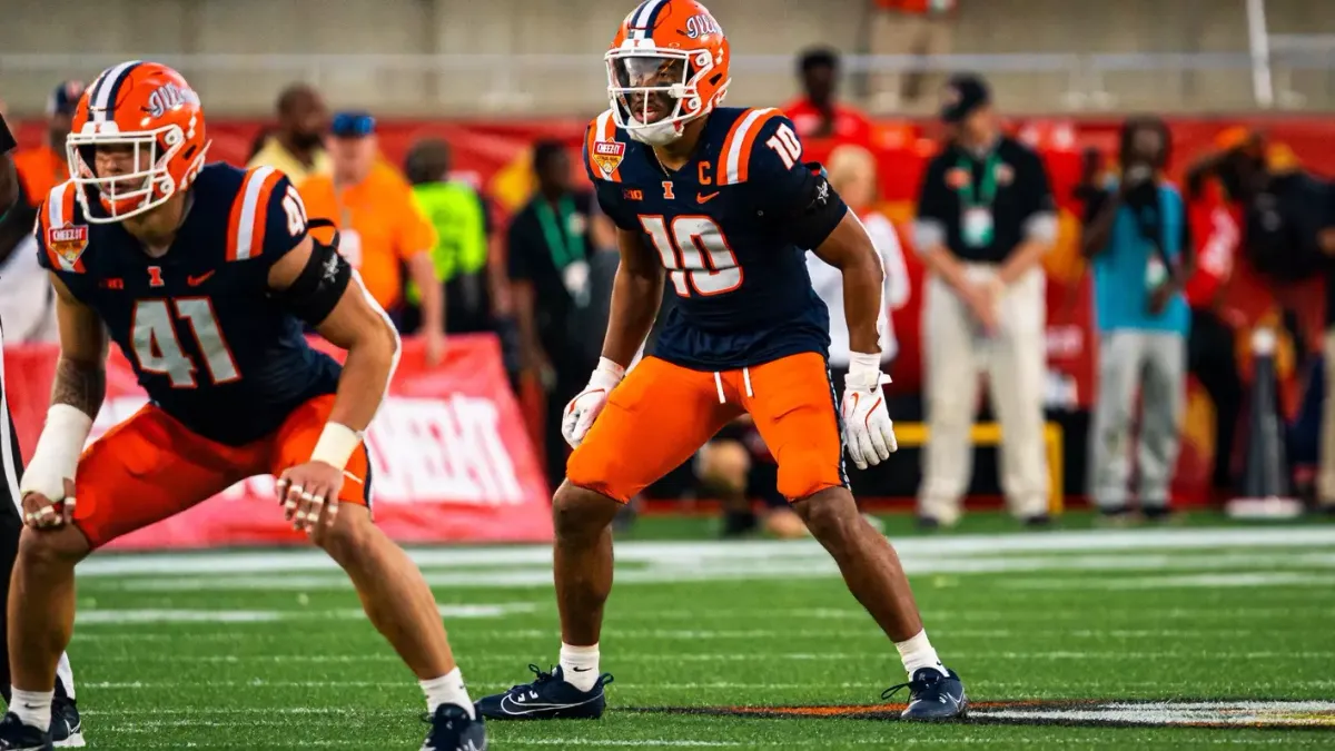 Parking Illinois Fighting Illini at Washington Huskies Football