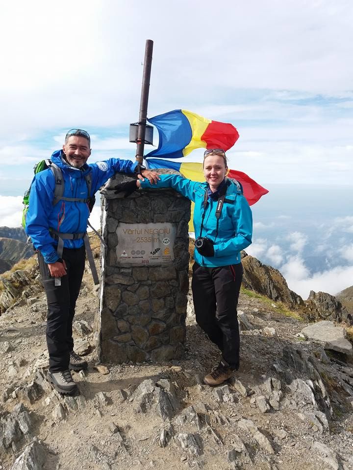 Varful Negoiu din muntii Fagaras, 2535m ascensiune de primavara, 9-11 mai 