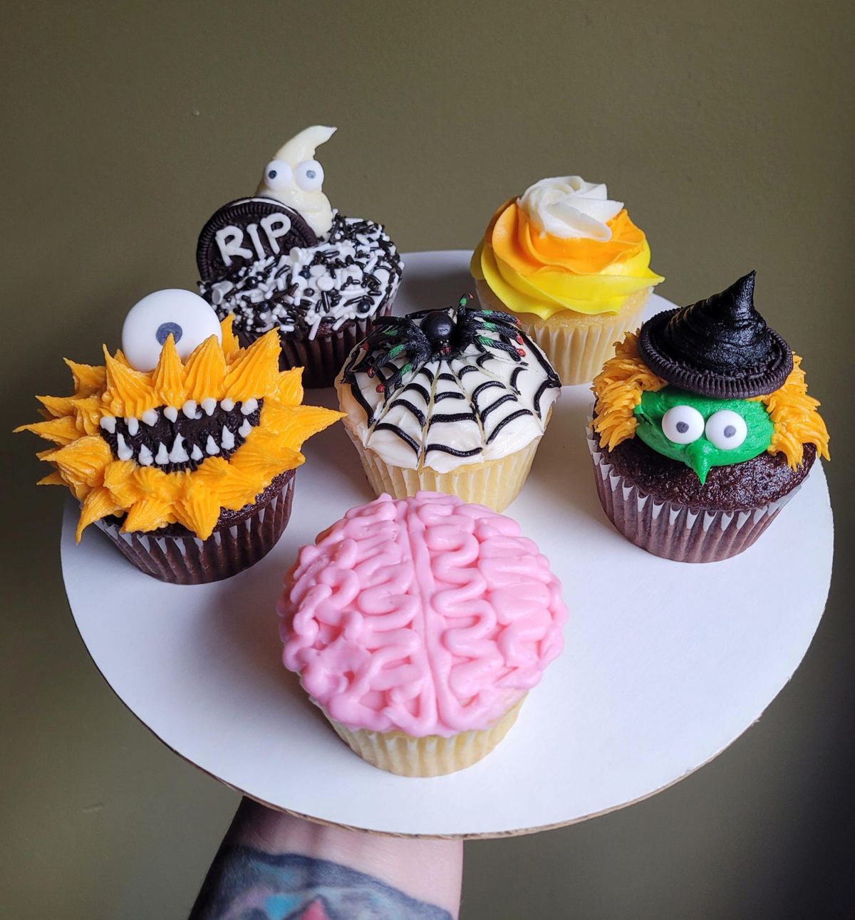 Halloween Cupcakes Decorating Class