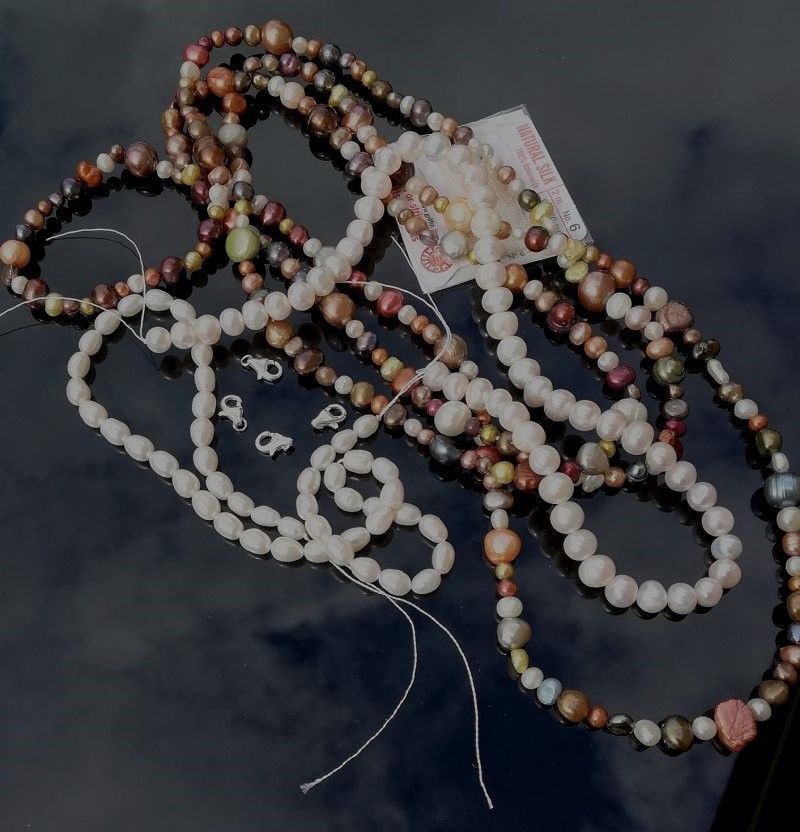 Make a Pearl Necklace workshop