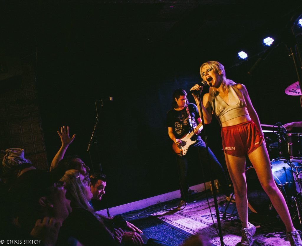 Amyl and The Sniffers