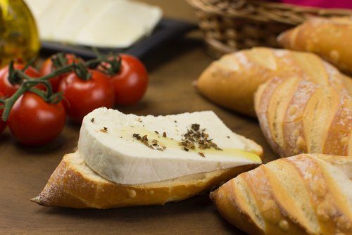 Artisan Bread & Mozzarella Cheese