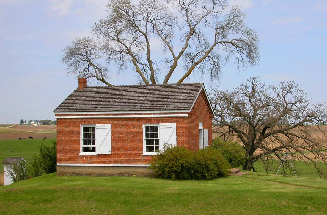 History Mystery Franklin & Bertram Township Country School Tour