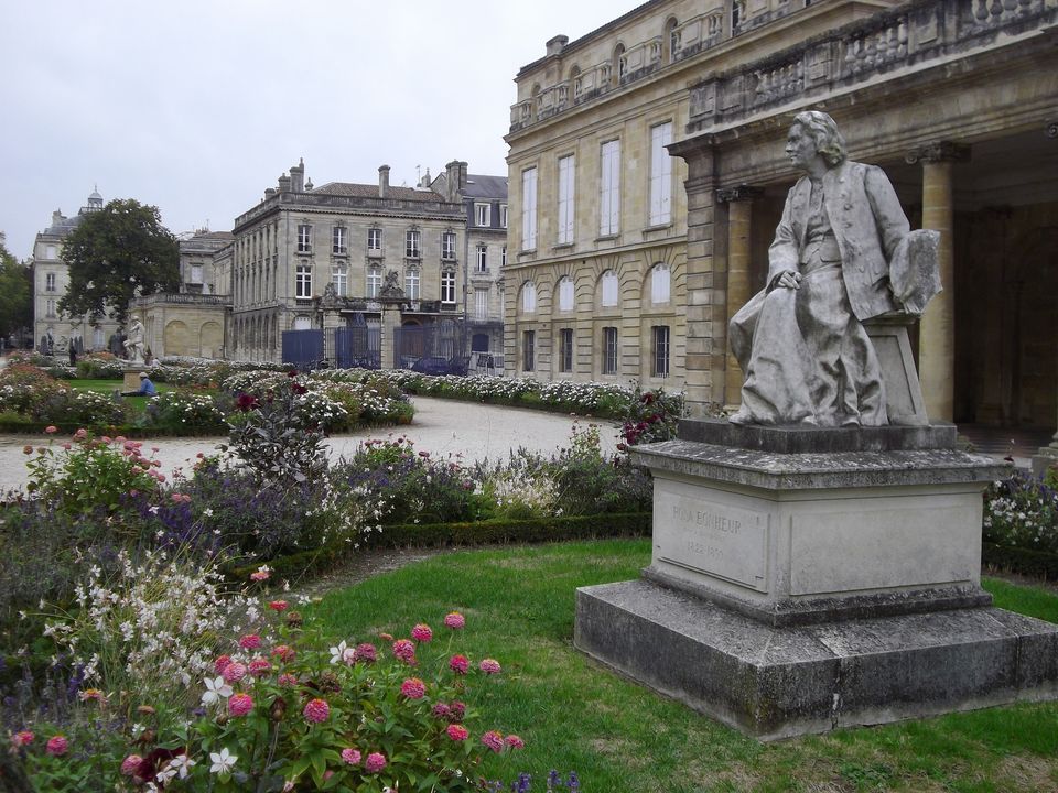 Visite | Les statues du centre de Bordeaux