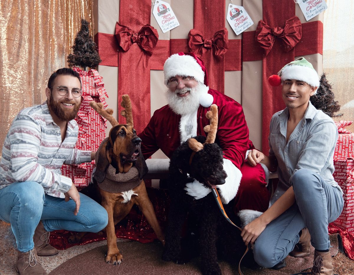 FREE - Pet Photos with Santa