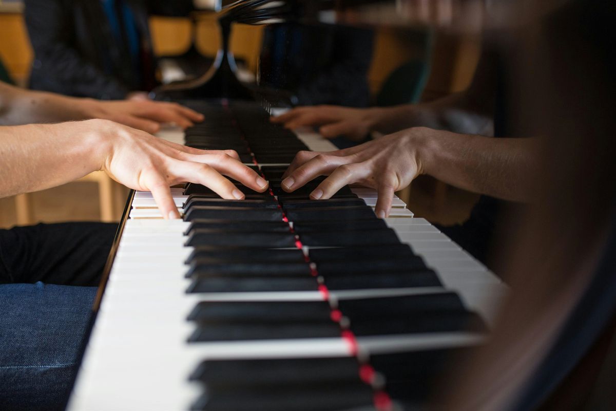 Klavierimprovisationen