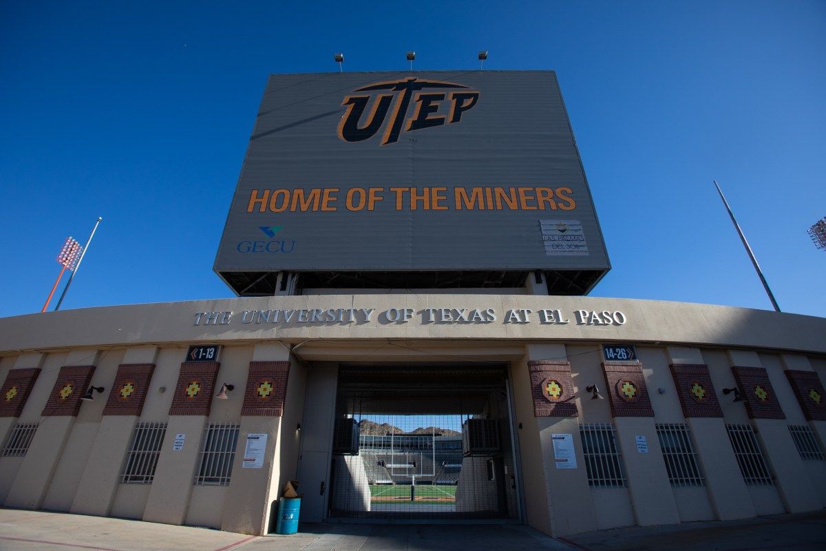 Parking Western Kentucky Hilltoppers at UTEP Miners Mens Basketball