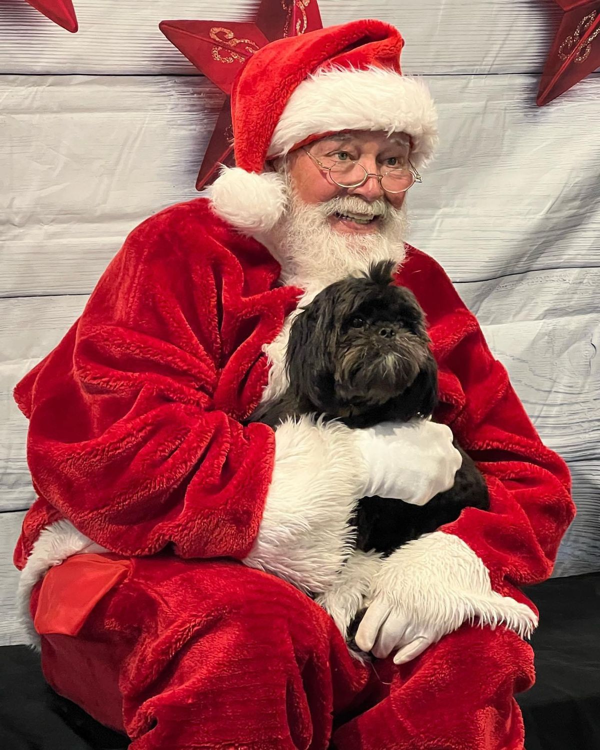  Pet Photos with Santa 