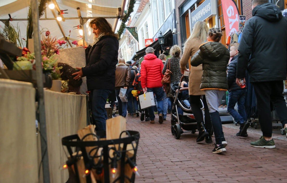 Extra weekmarkt op de kerstkoopzondag!