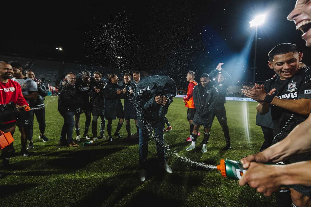 Parking Colorado Rapids 2 at Ventura County FC