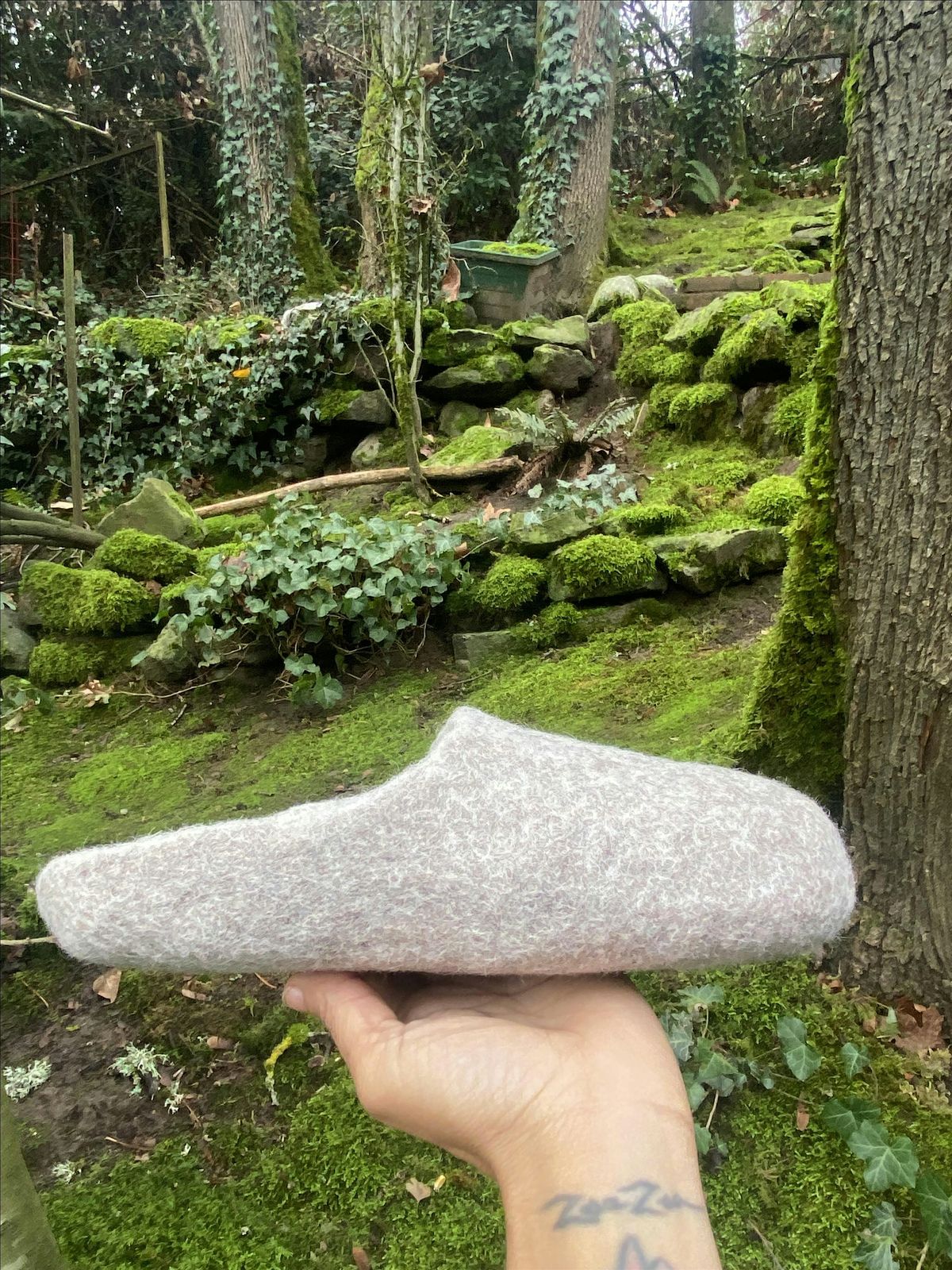 Cozy Steps: Handmade Wool Slipper Workshop