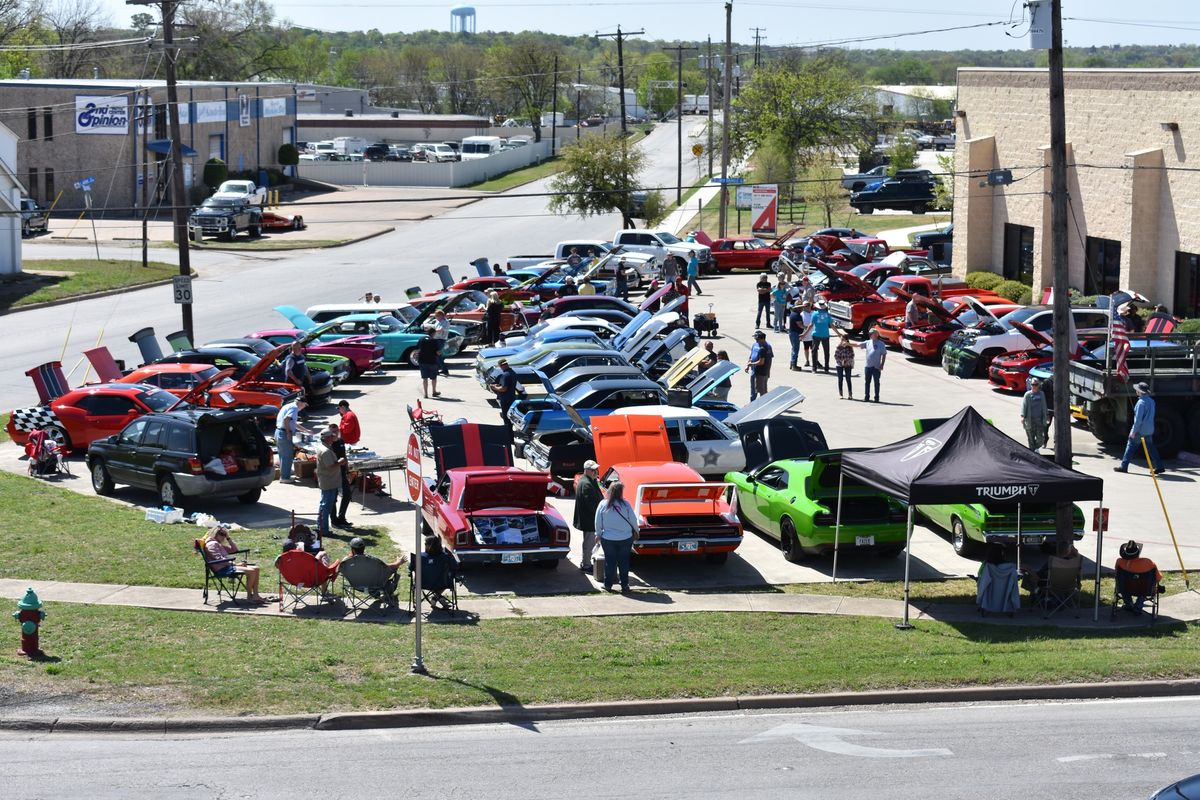 Cowtown Mopars Car Show