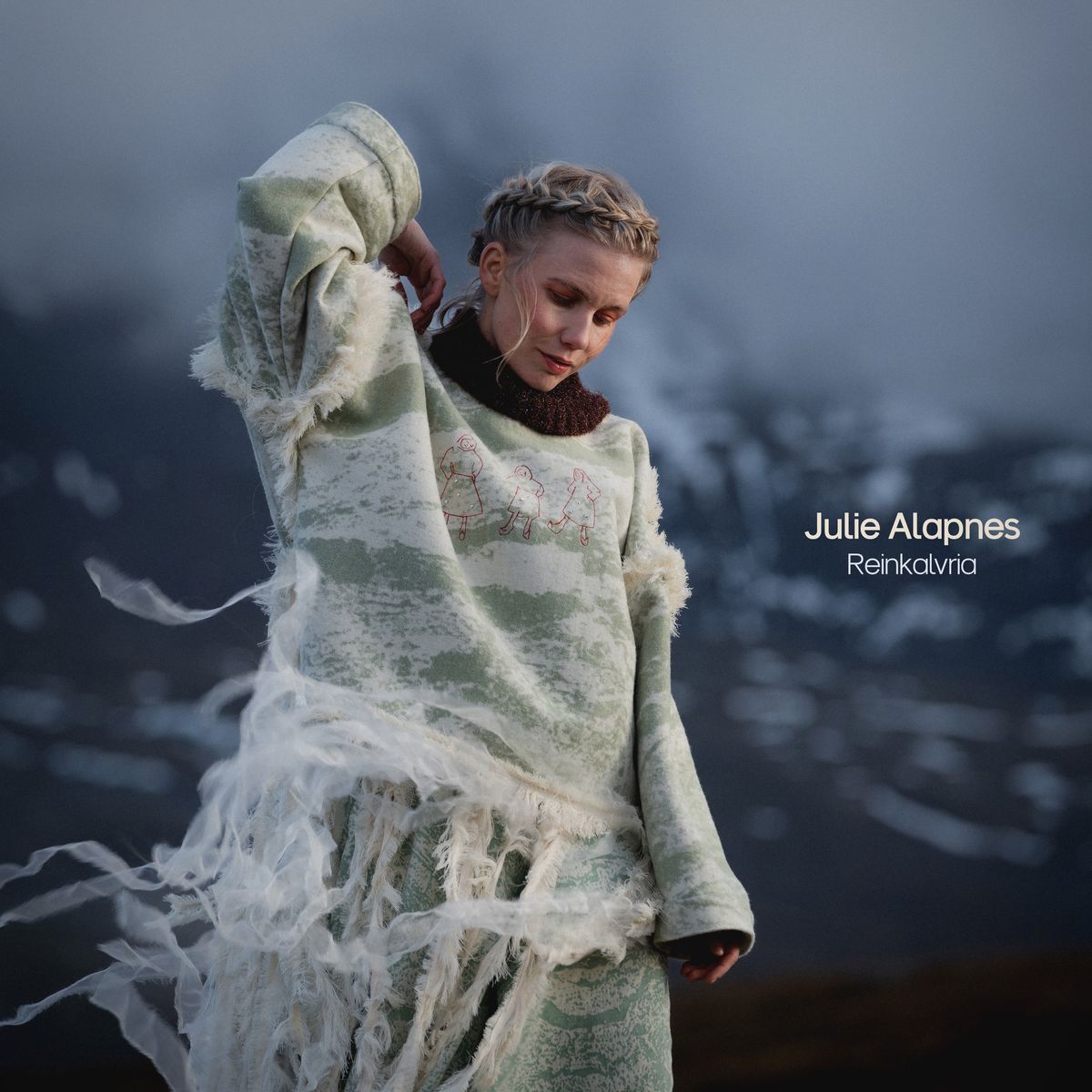 Julie Alapnes Slippkonsert i Alfheim Sv\u00f8mmehall