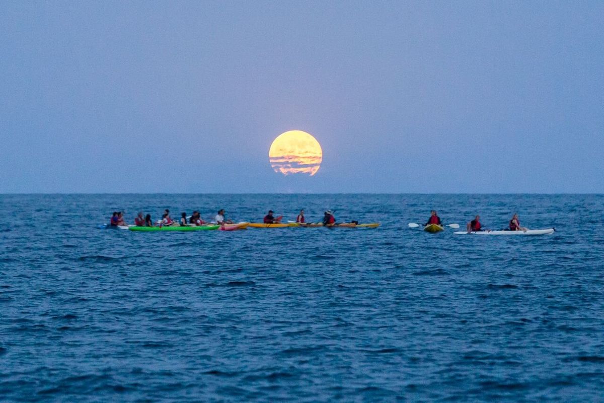 Sunset & Full Moon Adventure 