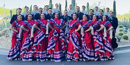 Campana Sobre Campana: Christmas In Mexico! Mariachi Garibaldi De Jaime Cu\u00e9llar & Ballet Folklorico