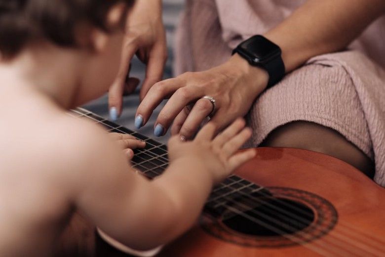 Singen in der Quintenstimmung \u2013 wohltuende Harmonien f\u00fcr Kinder