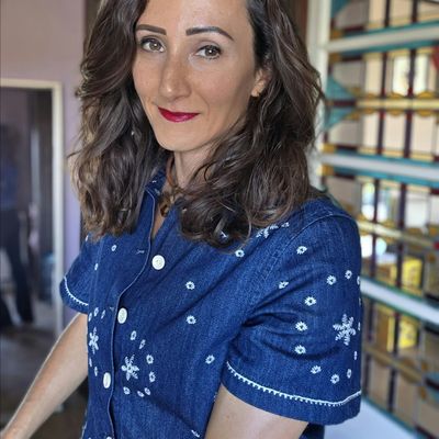 Nazli Medeni