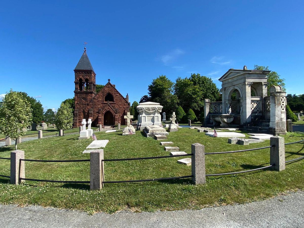 48StateTour! Newport, RI - Island Cemetery
