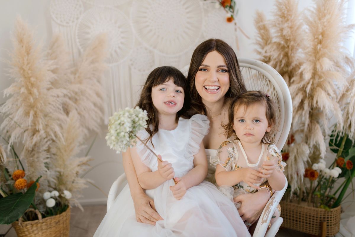 Mother\u2019s Day mini-sessions