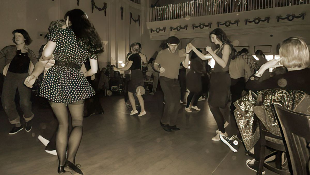 A-Train - Lindy hop classes & swing dancing