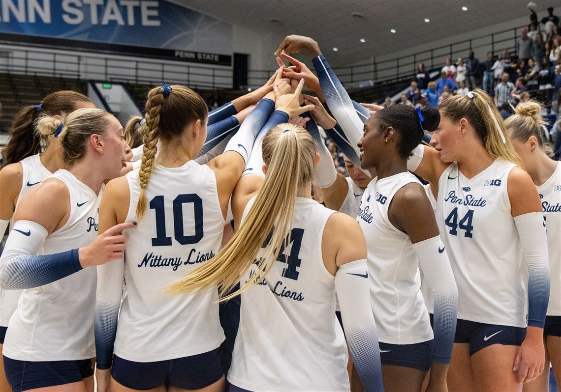 Pittsburgh Panthers at Penn State Nittany Lions Womens Volleyball at Recreation Hall - Penn State