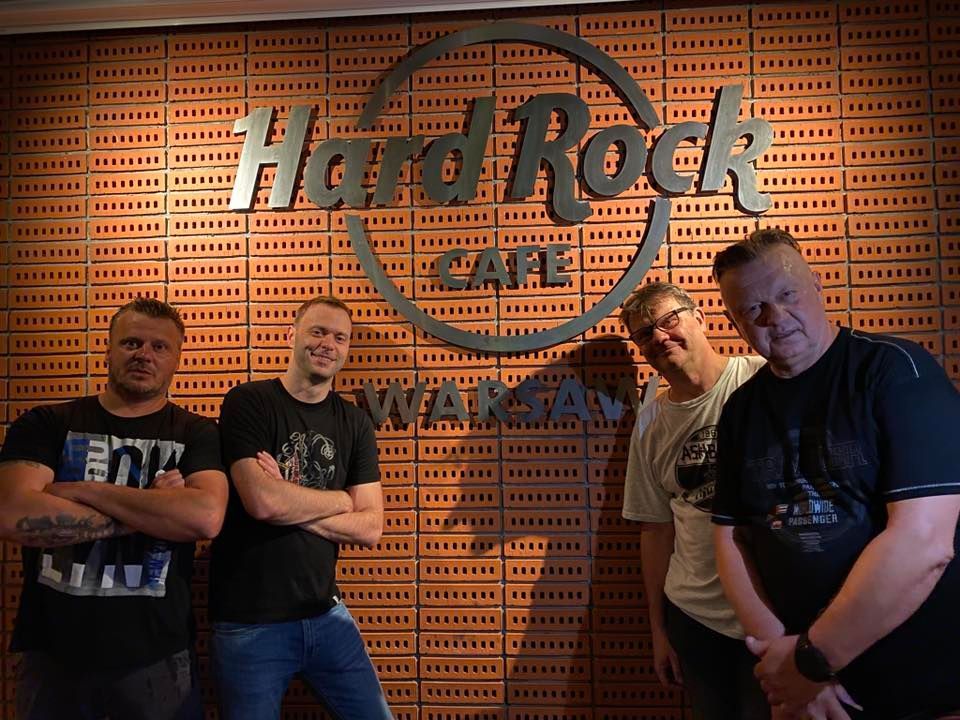 The Managers w Hard Rock Cafe Warsaw. Ostatni koncert Drugiej Edycji Festiwalu Klasyki Rocka.Wbijaj!
