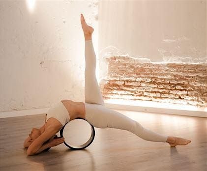 FORMACI\u00d3N TRANSFORMATIVE YOGA WHEEL CON EKATERINA ZYRINA