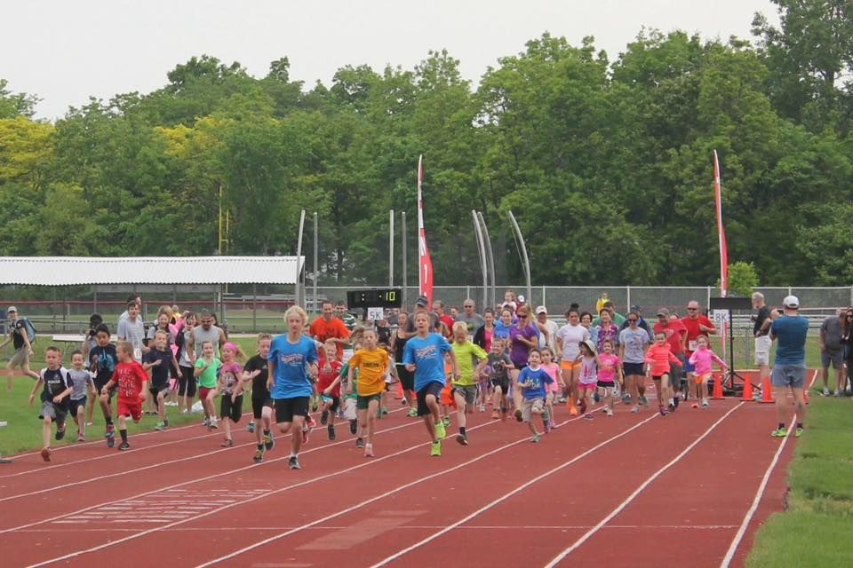 ISLAND ROAD RUNNERS 2023 MEMORIAL DAY 5K 8K Grosse Ile High School 29   8cd3464570287e28485ce7f329b8e7f78bf2705132ce26ccddb6158c69eda3ae Rimg W960 H640 Gmir 