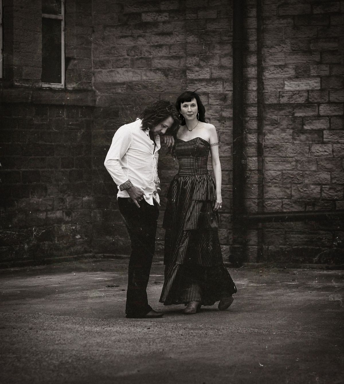 Hannah Sanders & Ben Savage: In The Dark We Grow \u2013 Exclusive Band Tour at Chapel Arts on Wed 30 Oct 