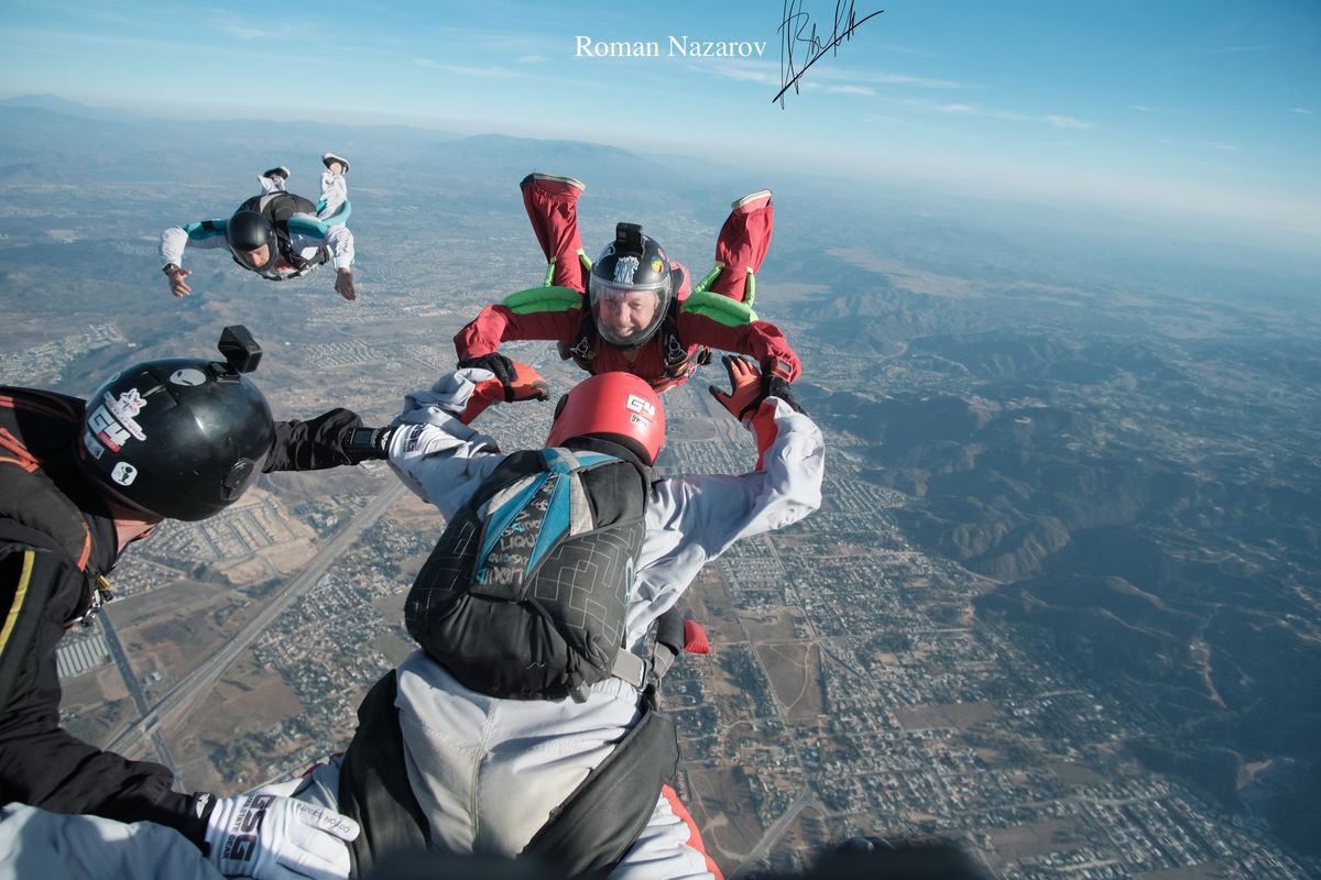 EXCEL Formation Skydiving Skills Camp